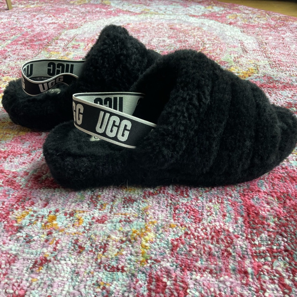 UGG women’s fluff yeah slides